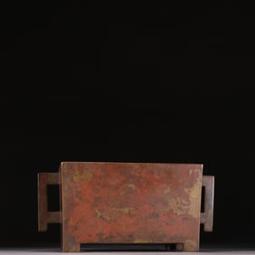 A copper-tired double-halberd manger stove