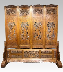 A screen of the four beauties of Huanghua rosewood