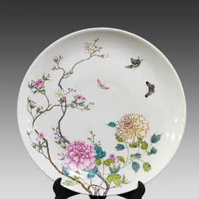A piece of Qing Dynasty Yongzheng peony flower over the wall flower blooms wealthy
