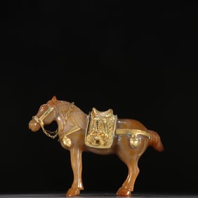 A Liao gold agate gold horse ornament