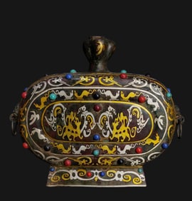 A Warring States bronze file gold file silver gem-inlaid flat bottle