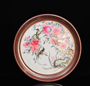 One piece of Qianlong year of the Qing Dynasty rust red three pomegranates peaches bergamot