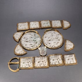 A set of Liao Dynasty Hetian jade-clad gold-clad belt buckles