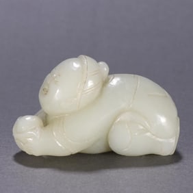 A Hetian jade boy carving