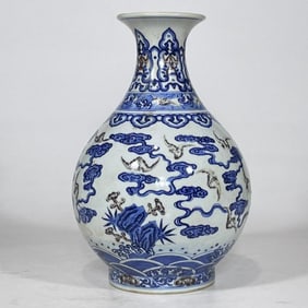 A blue and white glazed red bat ruyi cloud pattern jade pot spring vase