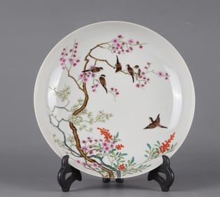 A Qing Yongzheng magpie plum plate