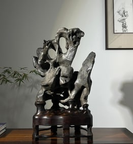 A Taihu Lake stone study ornament