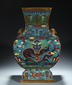 A Ming Dynasty copper tire cloisonné cloisonné enamel seawater dragon pattern square statue