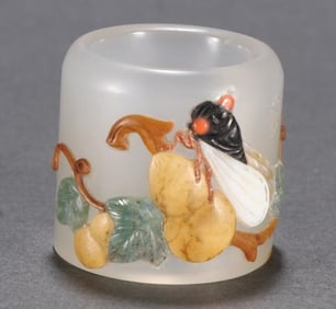 A piece of Qing Dynasty agate embedded with a hundred treasure fingers