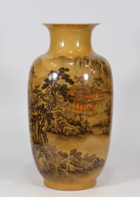 A winter melon bottle made in the Qianlong era of the Qing Dynasty with a yellow background