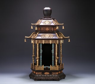 A Qing Dynasty old rosewood copper gilt dragon pattern Buddha niche