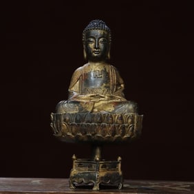 A bronze gold split statue of Shakyamuni