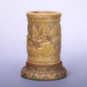 A Qing Dynasty Zhou Bin Shoushan stone figure landscape pen holder
