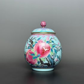 A piece of Qianlong year made Ruyi pattern with gold rim moon white and blue ground anchovy flower