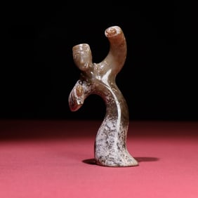 A jade dancer of the Warring States period