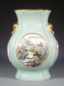 A piece of Qing Qianlong: elephant ear shadow green window landscape water bottle auction