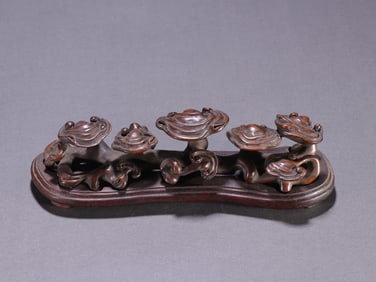 A piece of Qing Dynasty agarwood nine ornaments