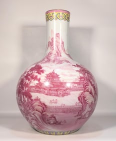 A piece of Qing Qianlong enamel color agate red pavilion pavilion landscape sky ball vase