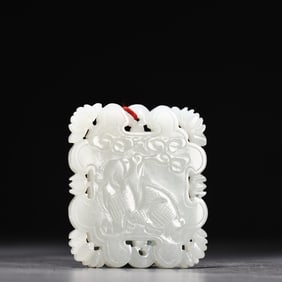 A Hetian jade beast card