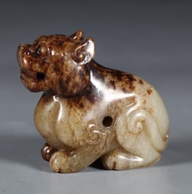 A jade beast carving from the Qing Dynasty
