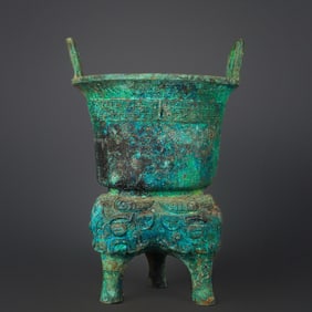 A bronze three-legged beast of the Western Zhou Dynasty