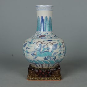 A Ming Dynasty Chenghua Doucai unicorn pattern sky ball bottle