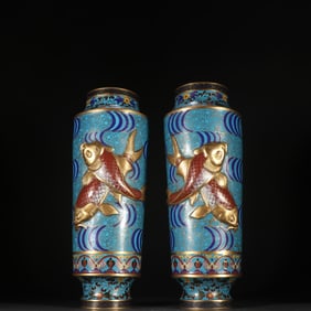 A pair of Qing Dynasty cloisonné enamel has been awarded for more than a year