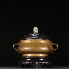A piece of Ming Dynasty copper tire aroma burner