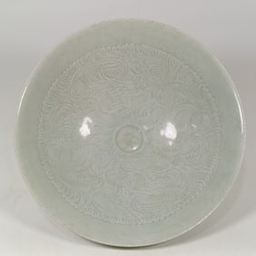 A shadow celadon doll bucket hat bowl