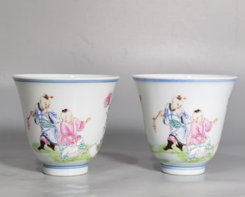 A pair of Qingdaoguang pastel boy picture cups