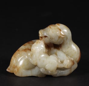 A jade carving ancient beast handle piece of the Qing Dynasty