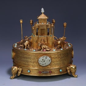 A copper gilt mandala of the Qing Dynasty