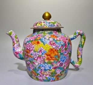 A Qianlong era enamel kaleidoscope pot made in the Qianlong era of the Qing Dynasty