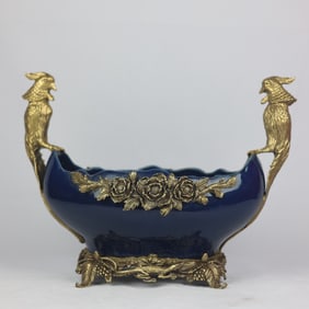 A kiln-glazed copper-inlaid parrot amphora fruit plate