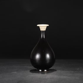 A Northern Song Dynasty Cizhou kiln black and white glazed court imperial large jade pot spring vase