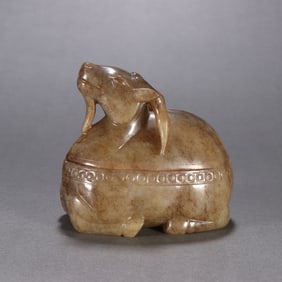 A Hetian jade sheep lid box