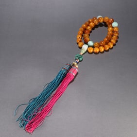 A piece of Qing Dynasty beeswax handheld