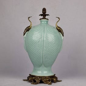 A pink blue glaze bronze crane amphora bottle