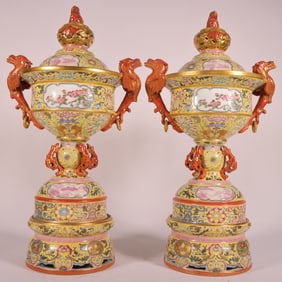 A pair  of Qing Qianlong enamel colorful yellow ground intertwined lotus window floral pattern