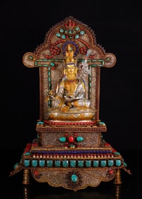A statue of Master Lotus Peanuts in filigree, filigree, inlaid with gemstones in the Qing Dynasty