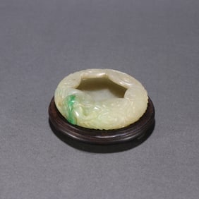 A piece of Qing Dynasty jade cloud dragon pattern wash
