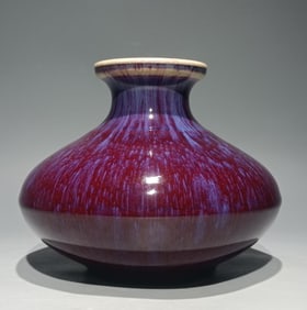 A piece of Qing Yongzheng Langhong kiln turned into a fish basket