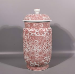 A Qing Qianlong glazed red scenery pattern strong jar