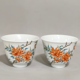 A pair  of Qing Yongzheng pastel flower wall cups