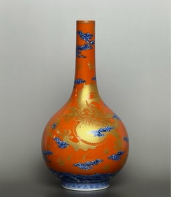 A piece of the Qing Dynasty Yongzheng year blue and white sea water ruyi edge alum red ground double