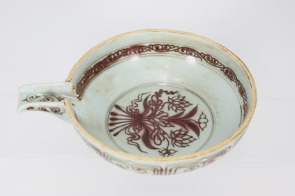 A red lotus pattern in the Yuan Dynasty