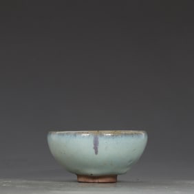 A piece of Yuanjun kiln sky blue glaze purple red spotted bubble cup
