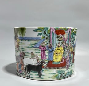 A picture of the Qing Dynasty Qianlong year pastel character story Tang Ming Emperor appreciating