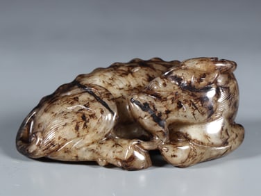 A jade beast carving of the Ming Dynasty