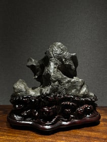 A piece of Lingbi stone Wenfang Mountain in the Qing Dynasty